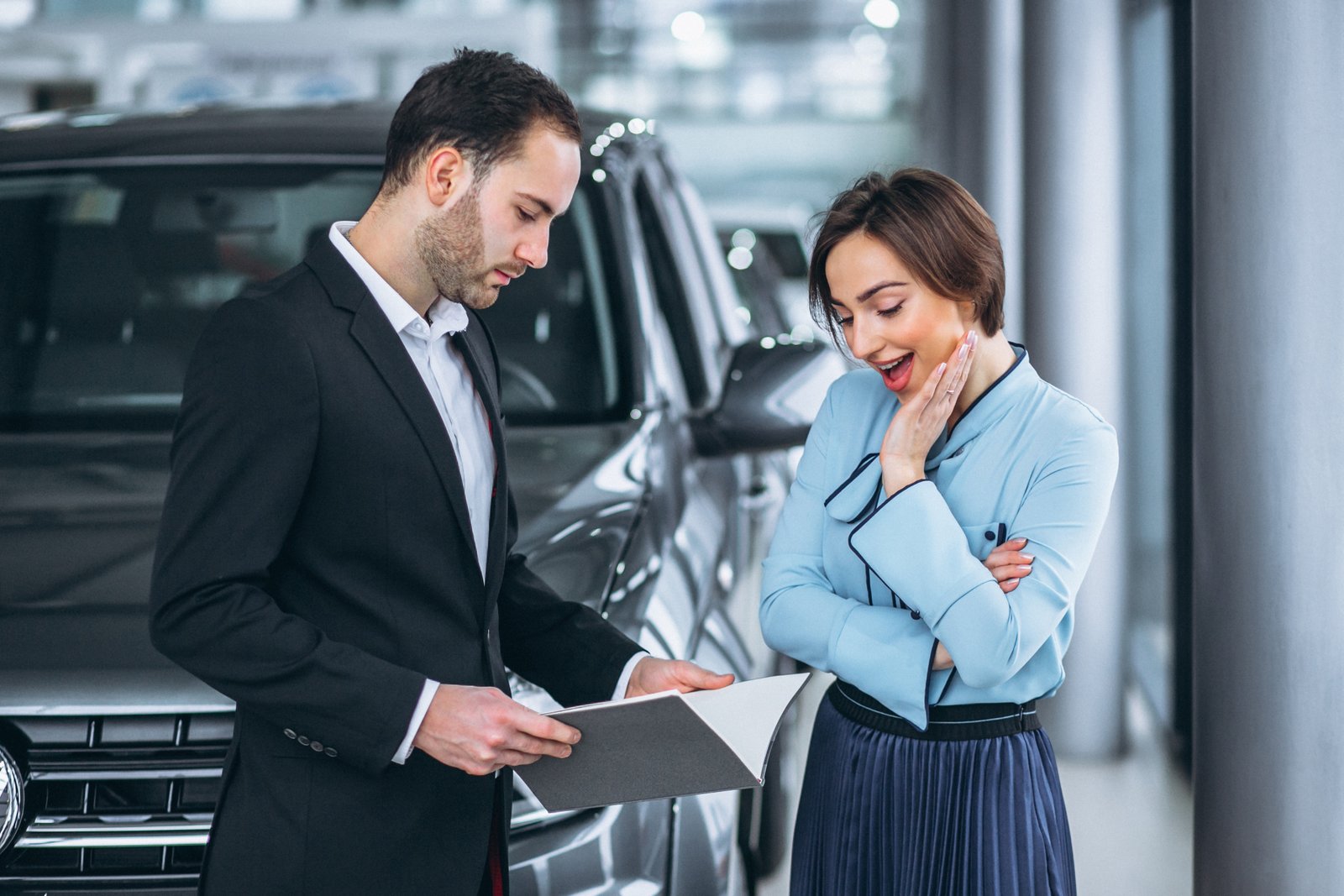 28017beautiful-woman-buying-car.jpg